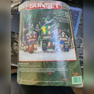 Sunset Holiday Shops Craft Kit #christmas